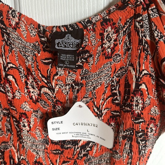 Brand new dress. Never worn - Picture 3 of 3